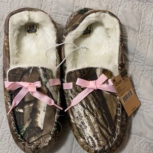 Camo slippers